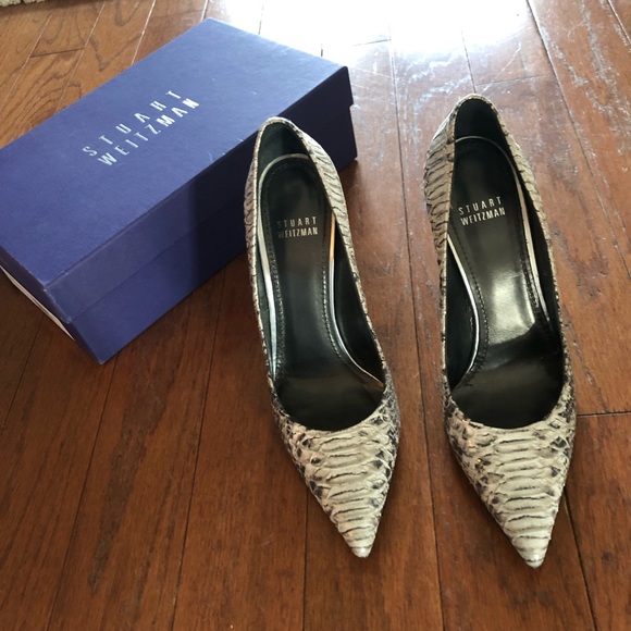 Stuart Weitzman Queen Metal Tipped Python Pumps, 8 - Picture 1 of 6